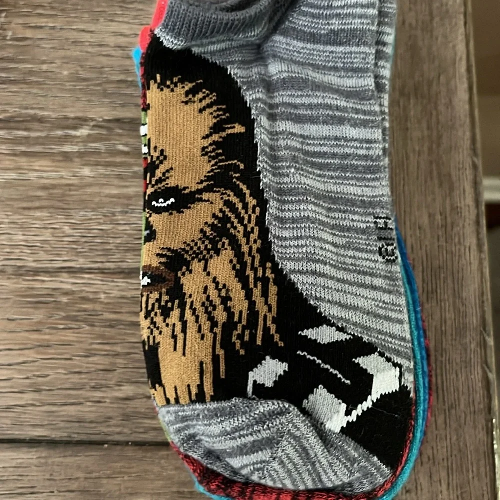 Six pairs of women’s Star Wars socks brand new